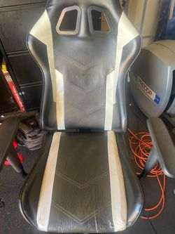 Gaming chair