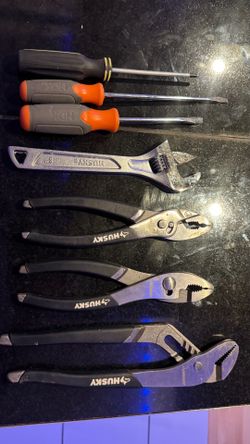 Husky Hand Tools Lot – Pliers, Wrench & Screwdrivers
