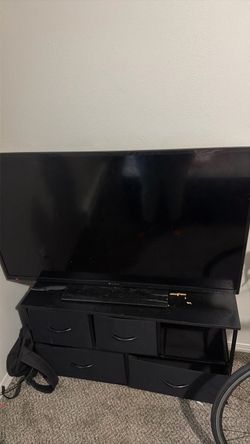 Tv & dresser