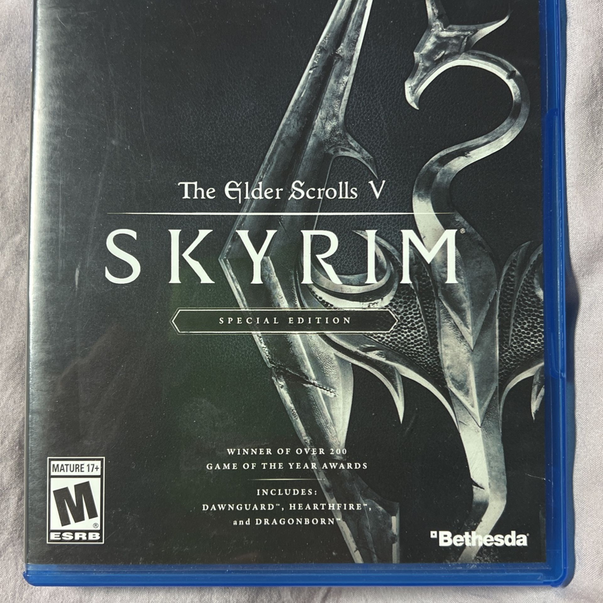 Skyrim The Glider Scrolls 5 For PS4 Game