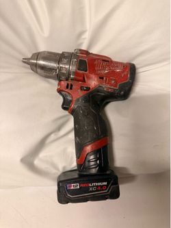Milwaukee tool & battery  4.0