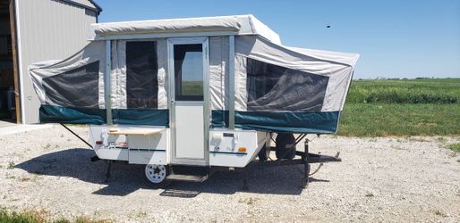 Coleman Taos Pop Up Camper