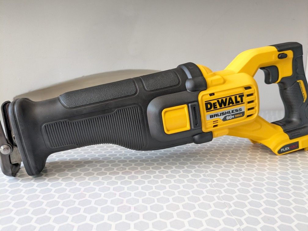 60V Max DeWalt FLEXVOLT Reciprocating Saw 