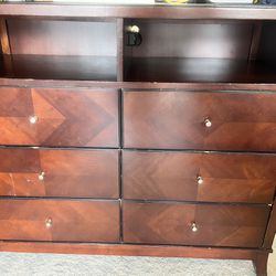 Quality Six-Drawer Dresser