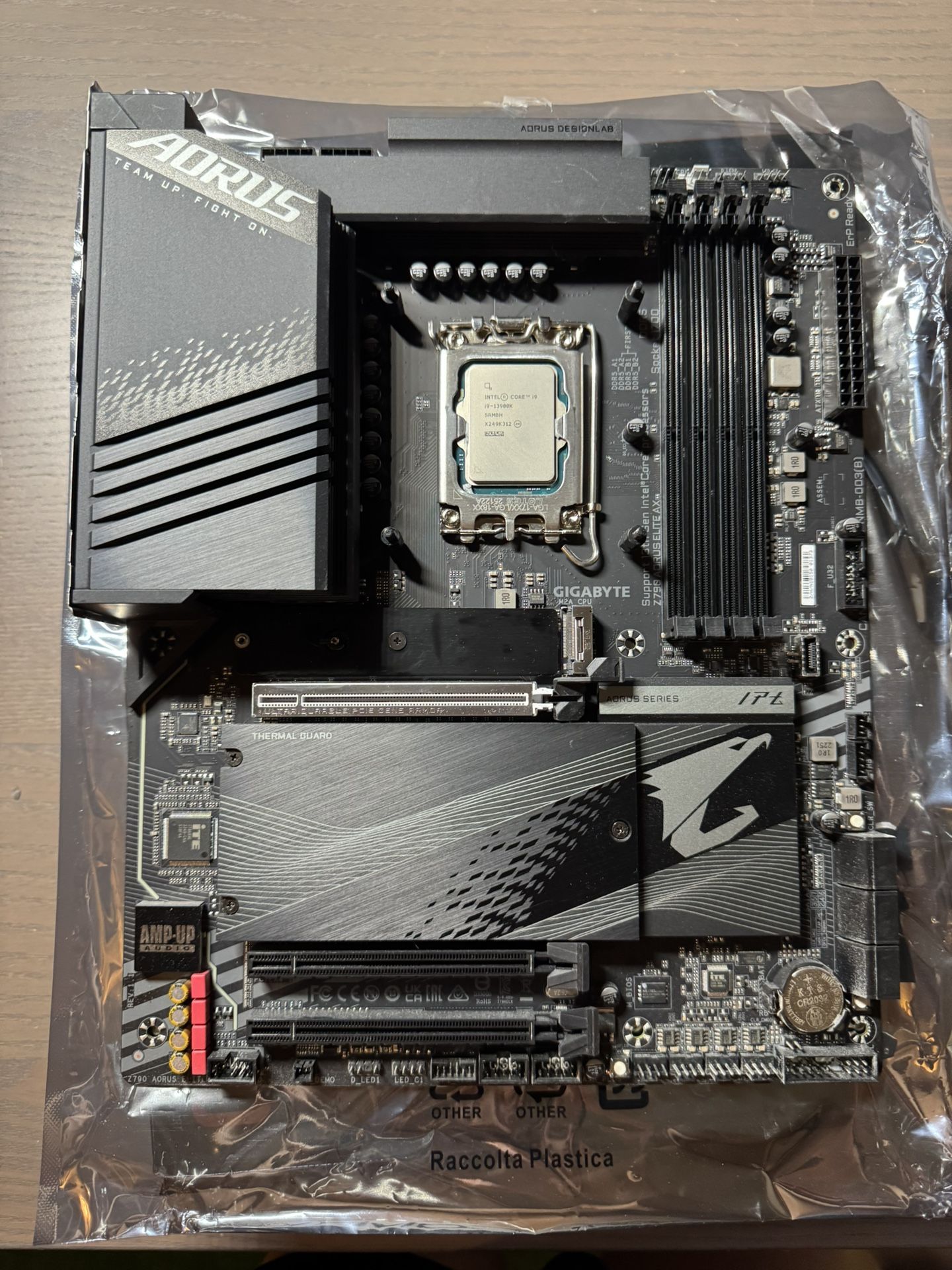 Gigabyte Aorus Z790 Elite AX/ i9-13900k motherboard cpu combo