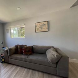 Sofa/couch Very Comfortable 