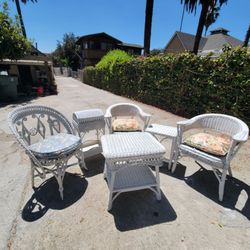 Vintage Outside/Inside White Wicker Conversation Set With Intecrate Open Weave Designs
