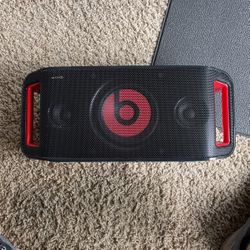 Beats Speaker 