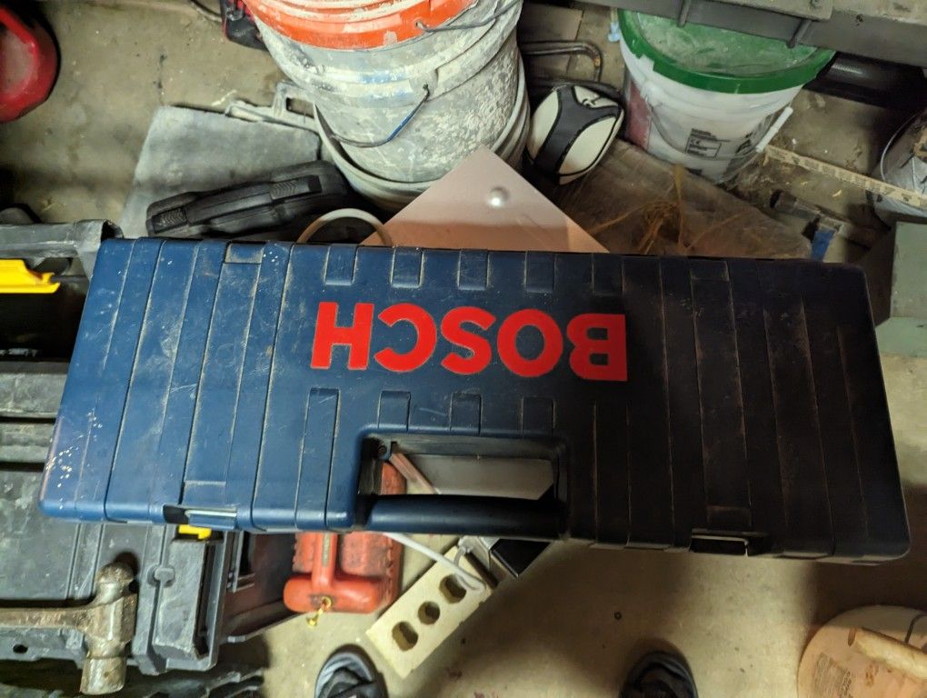 Bosch Heavy Duty Sawzal