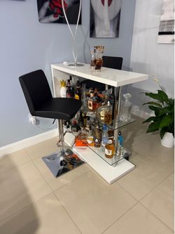 47” long mini bar set with 2 bar chairs