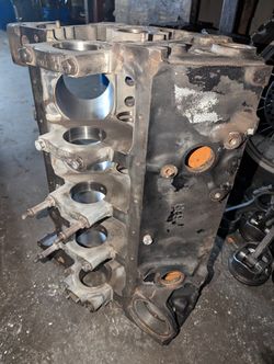 Small Block Chevrolet 350