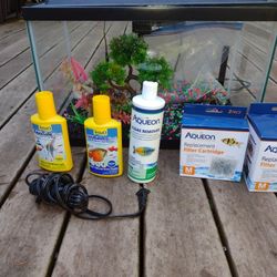 10 Gallon Aquarium With LED Light Cover