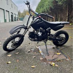 Chinese Off-brand 110 Pit Bike asking $500 OBO