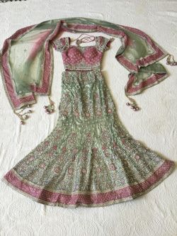Lehnga Outfit Pink/Green