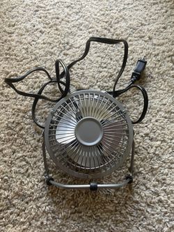 Mini Fan (Perfect For Desktop!)