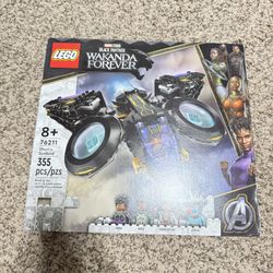 LEGO 76211 Shuri’s Sunbird