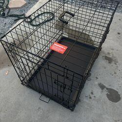 Dog Kennel  (Dimensions in description)