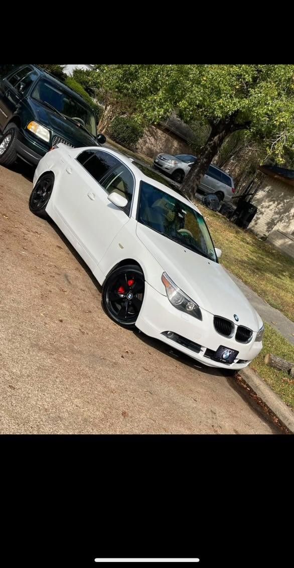 2004 BMW 5-Series 530i