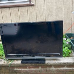 Sony Bravia 44 Inch Tv.  Works For Perfectly