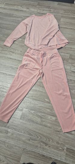 Velour Rose Pink lounge suit