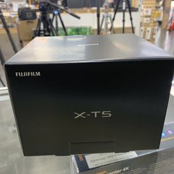 Fujifilm X-T5