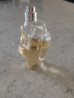 Dona Karan Perfume
