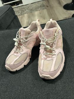 New balance shoes sz 10.5