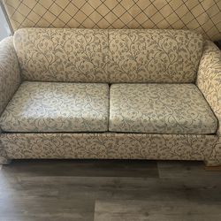 Vintage Castro Convertibles Full-Size Sleeper Sofa – Solid & Fully Functional