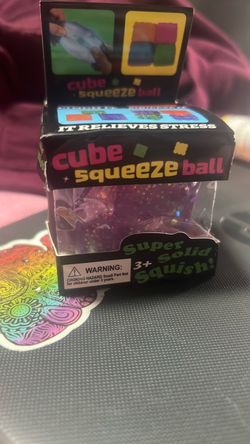 Squeeze cube