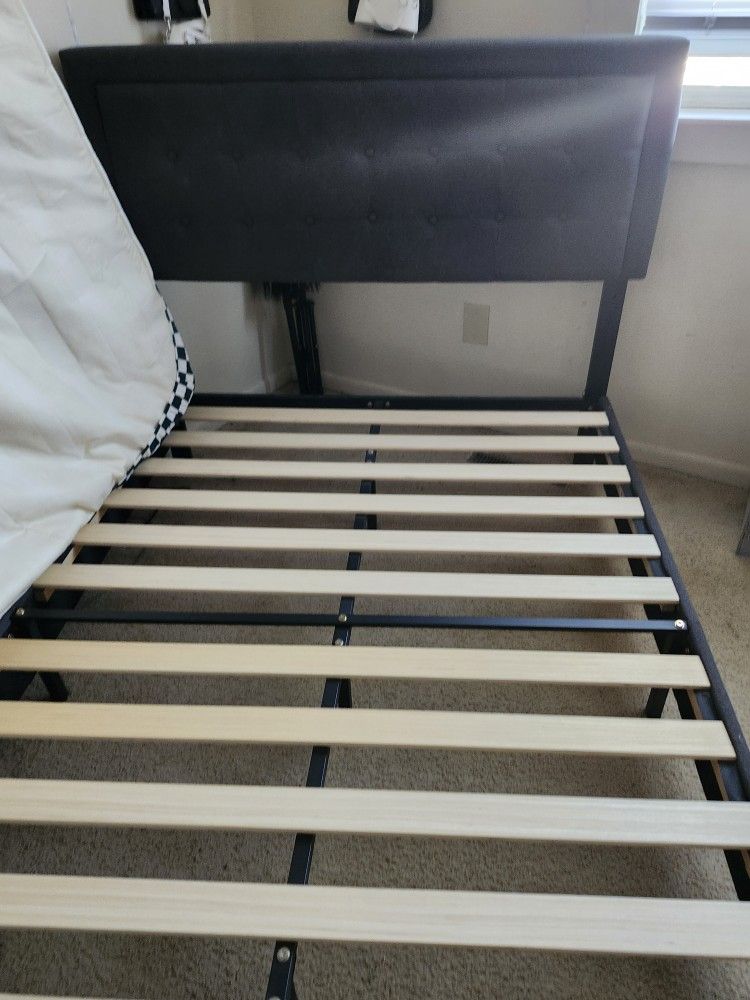 FULL SIZE BED FRAME