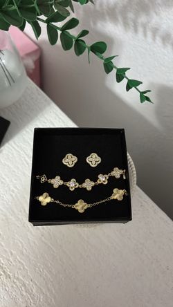 Clover set