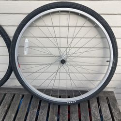 SSW 700c Aluminum Road Bike Rim, 2 New Treads & 4 New Tubes