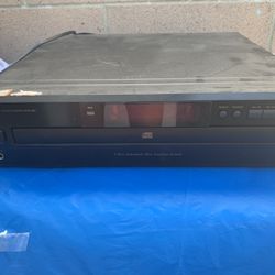 Denon Model DCM-380