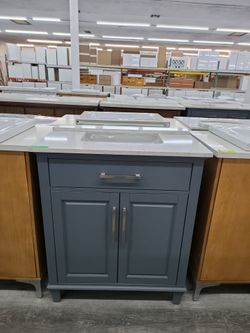 Bathroom vanity