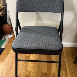 Like New Foldable Chairs 