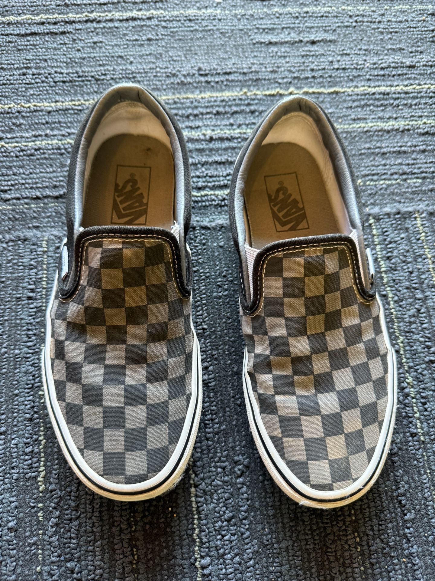 Vans Slip On shoes. Great condition. Youth size 6z black/gray checkered