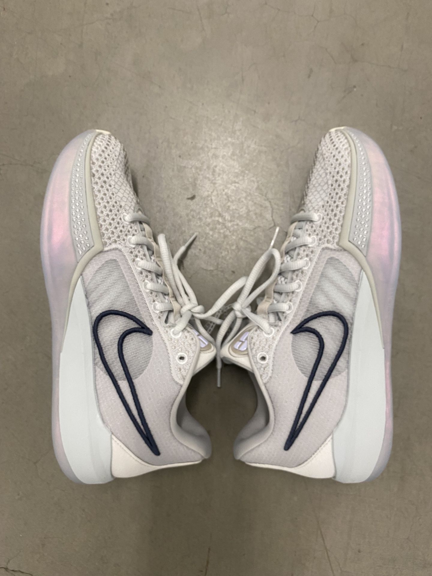 Nike Sabrina 1 "Iconic" Basketball Shoes Women's Size 8 (6.5GS) FQ3381-010