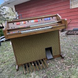 Kimball 1980s Organ