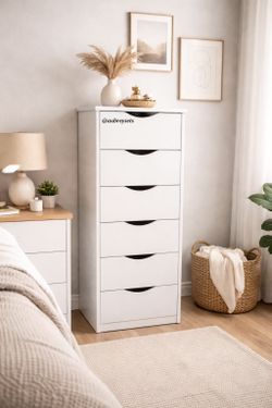White 6 drawer chest with rails