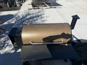 Traeger Wood Pellet Grill