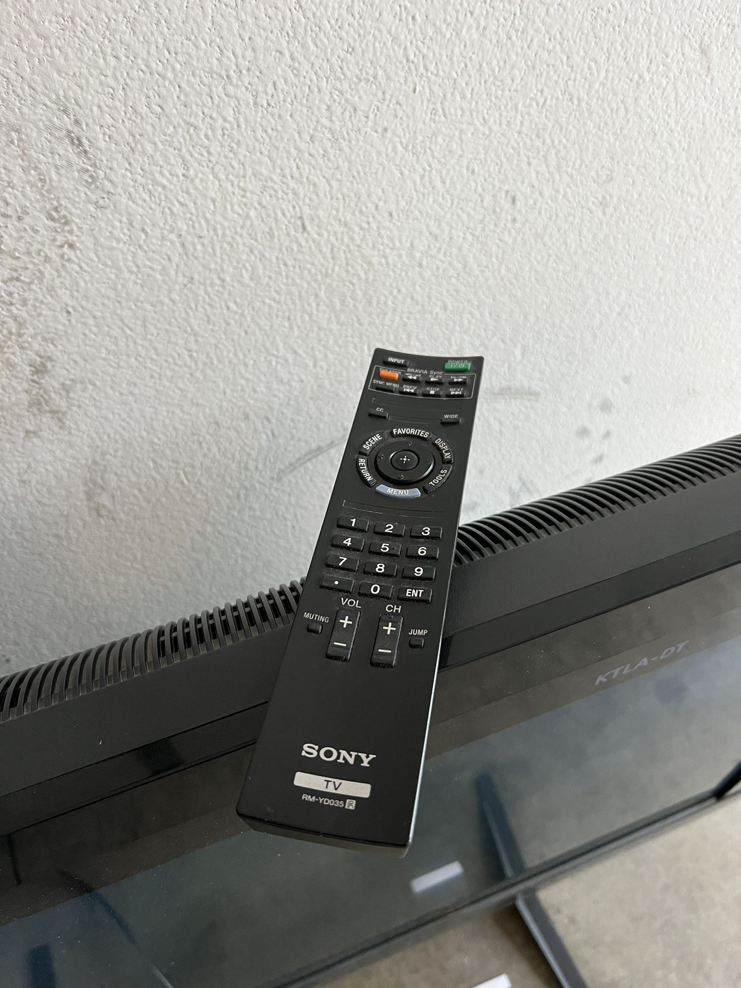 SONY KDL40X400 40" Bravia 1080p LCD TV for Sale in Irvine, CA OfferUp