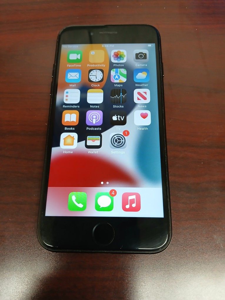 iPhone 7 In Excellent Condition !! Unlocked!!