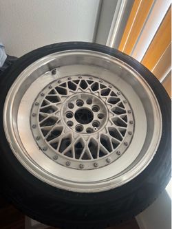 White 17 inch rims