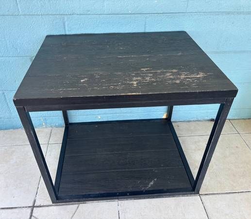 Metal Frame Coffee Table