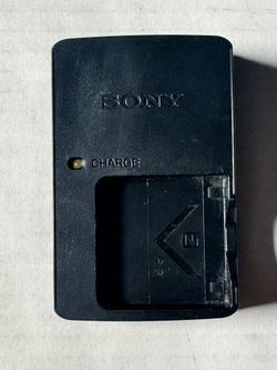 Pre Owned Good  Sony Model # BC-CSNB  Battery Wall Plug In Charger 
