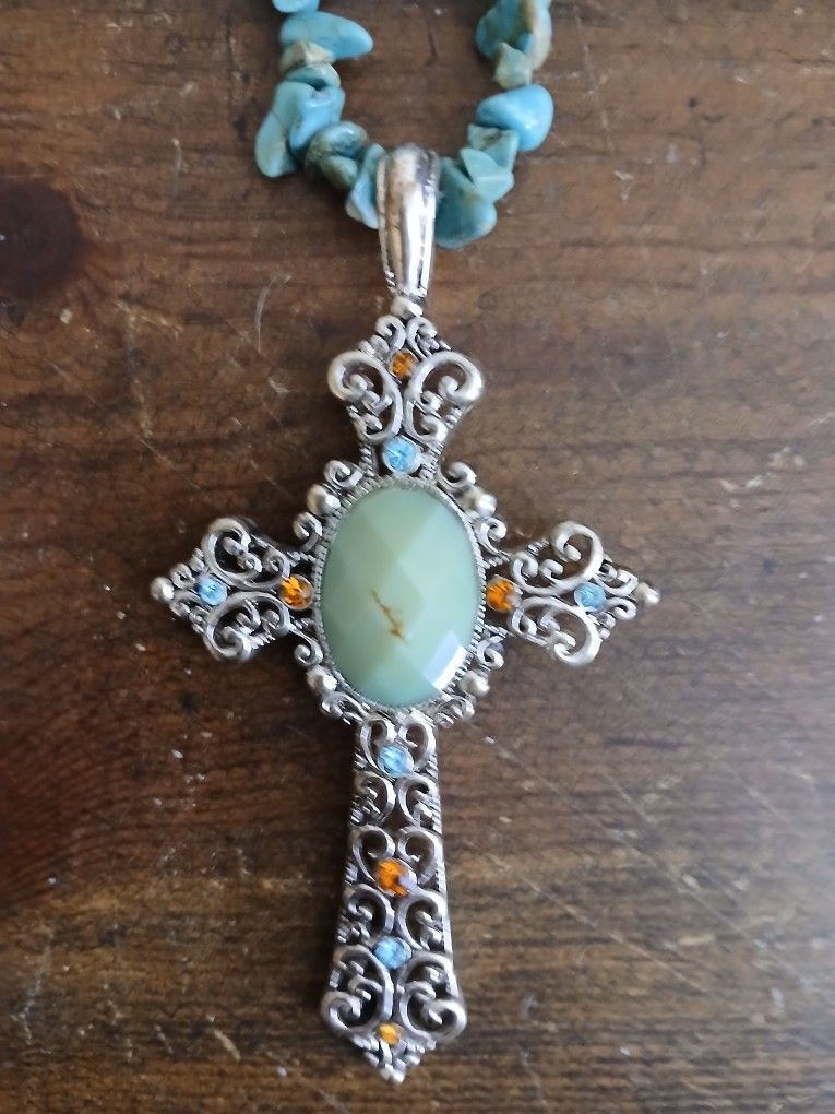 Blue/Green Costume Jewelry Necklace With Metal Cross With Gem Center