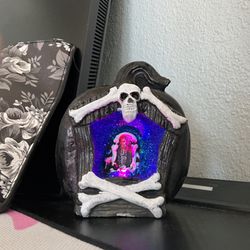 Halloween Decor