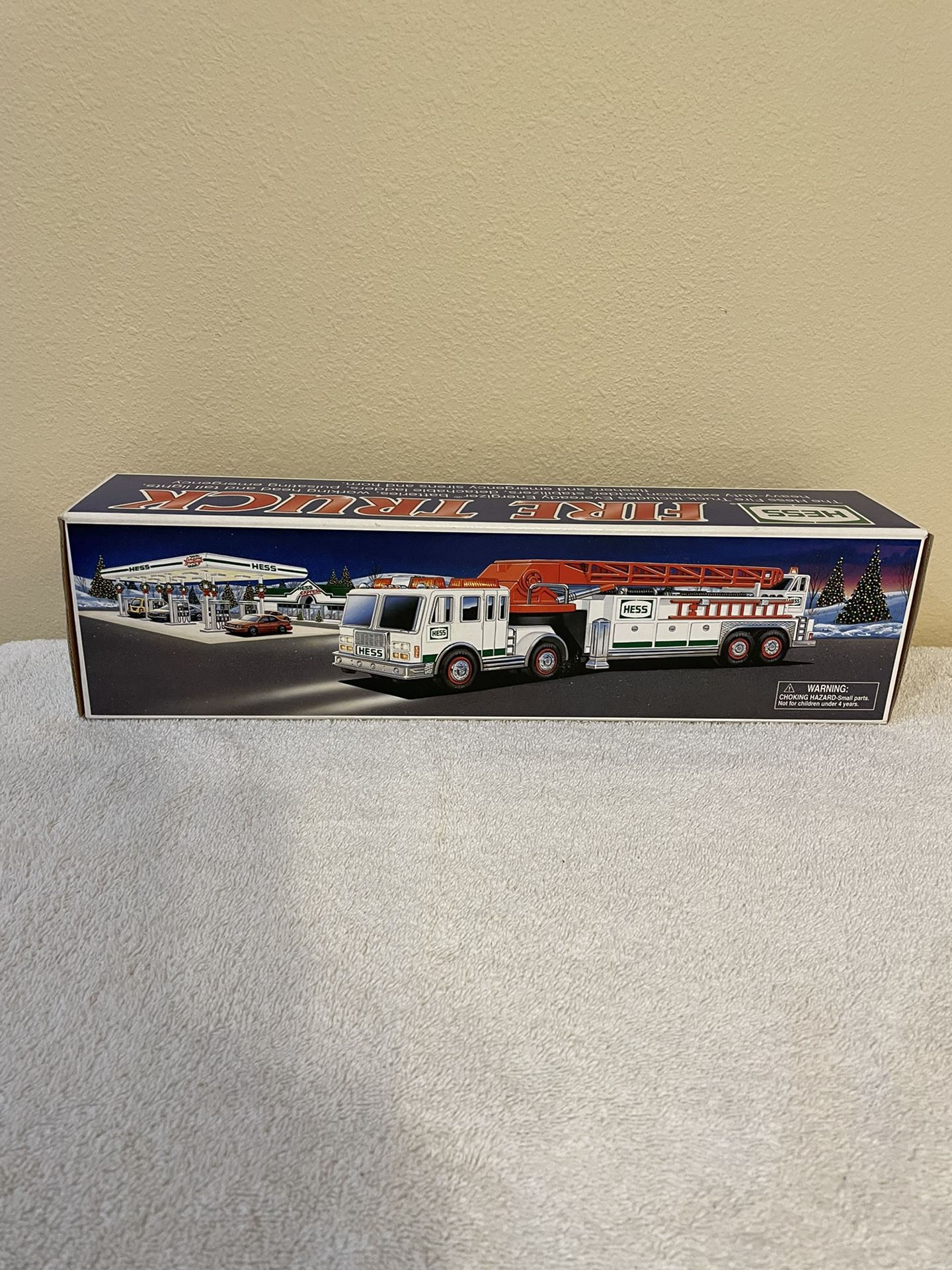 Hess Fire Truck 2000 New In Box