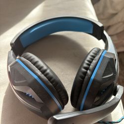 Billboard Gaming Headset - Not Bluetooth 