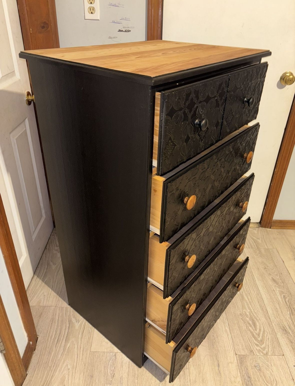Unique Design Dresser